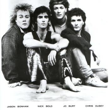 Virginia Wolf – Man in the Moon