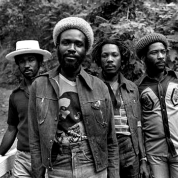 Wailing Souls – Hard Living (Песня из фильма "Животное / The Animal")