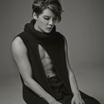 XIA – Flower (feat. Feat. Tablo)