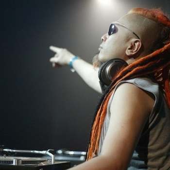 Yoji – Airport (Vox mix)