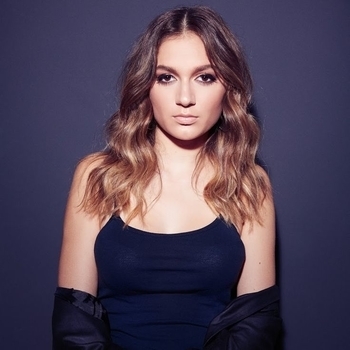 Daya (Grace Martine Tandon)