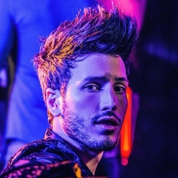 Sebastian Yatra (Себастьян Ятра)