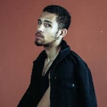 NoMBe – Heels