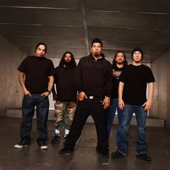 Deftones – My mind is a mountain