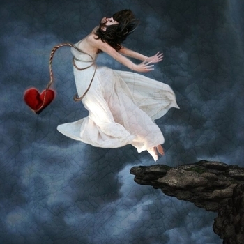 BFM Hits – How Could An Angel Break My Heart (2013)