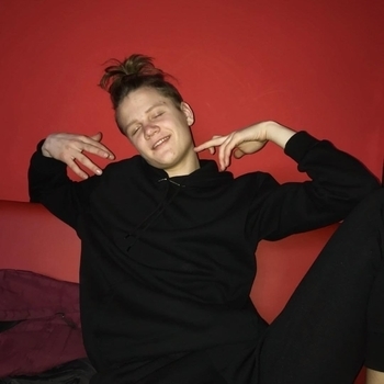 Overhill – Display (Single 2019)