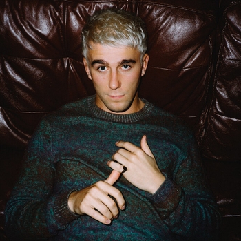 Sg Lewis – Feed The Fire (A-Trak & The Brothers Macklovitch Remix)