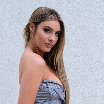 Lele Pons – Al Lau (Новинки 2021)