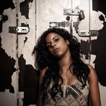 Danay Suarez – Directo al alma - al2 (Polvo de la humedad 2011)