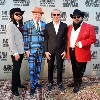 The Mavericks – Suspiro Azul (En Espanol 2020)