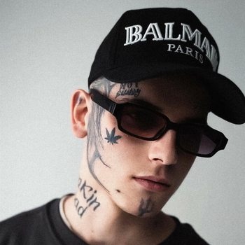 84, Lookbuffalo, Tet baby – Франция