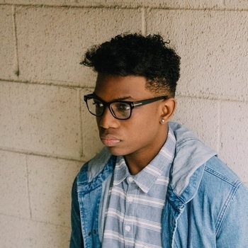 Victor Perry – Leave (4 A.m. Nostalgia 2016)