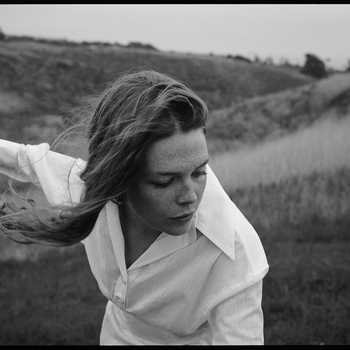 Maggie Rogers – Love You For A Long Time