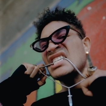 Bryce Vine – Help