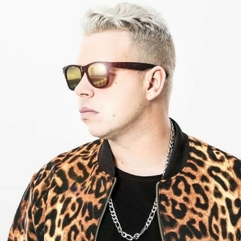 Tom Enzy – Mindeguti
