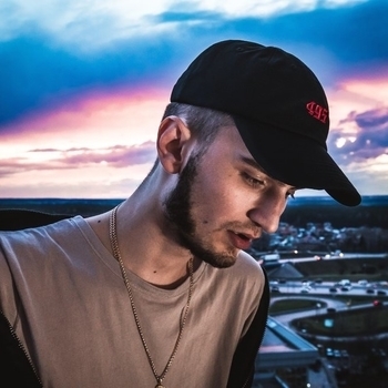 Deemars – SEVEN HILLS (prod. by RAYZA)