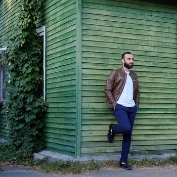 Mohammad BiBak – Tanham (Ft Ramin Montazeri)