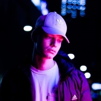 Laynex – Сука Бордо (Wardrobe 2019)