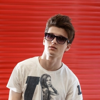 Steve Prince – На балконе