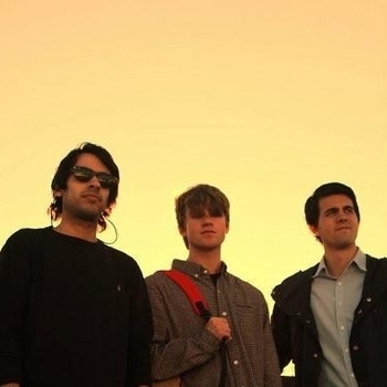 The New Division – Introspective (MNYNMS Remix)