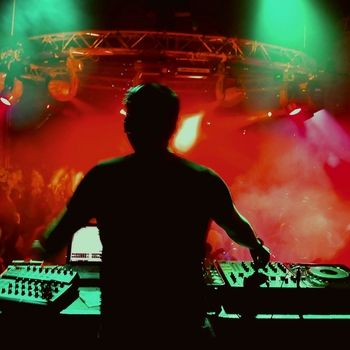 Nic Chagall – Morning Light (Remixed)