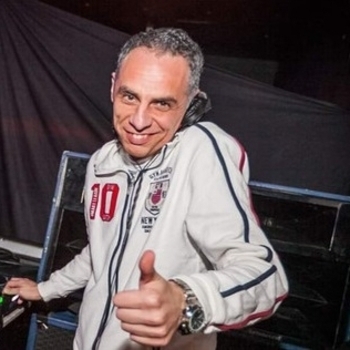 DJ Maxwell – Allarme Papera (Trust No One, Vol. 2. 2011)