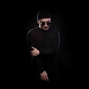 Somnia – Shadows (Extended Mix)