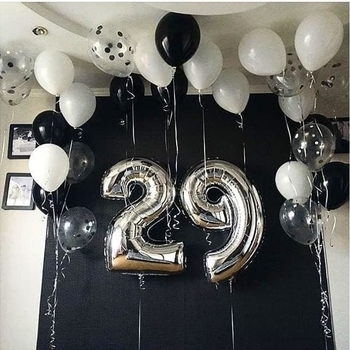 Dee Mc – 29 лет!