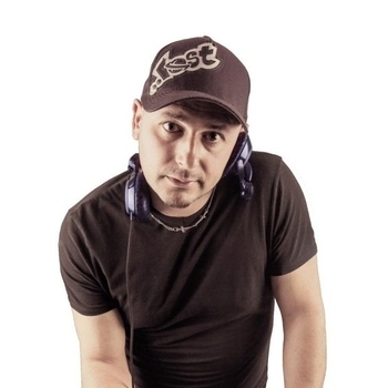 Andrea Ribeca – Around You