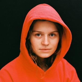Girl in red – We Fell In Love In October