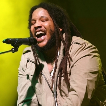 Bone Thugs – Coming Home (feat. Stephen Marley)
