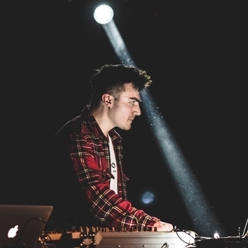 Daniel Deluxe – Star Eater