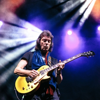 Steve Hackett – Fire On the Moon