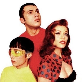 Deee-Lite – Build the Bridge