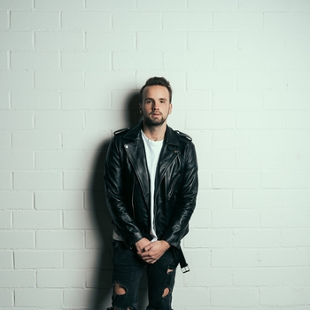 Topic – Breaking Me (Bruno Martini Remix)