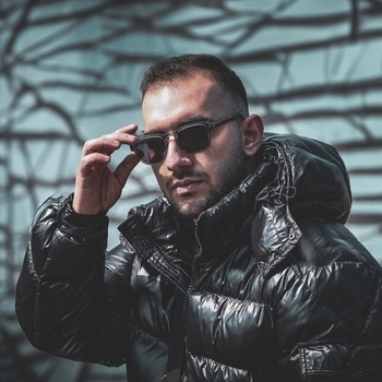 Volb3x – Dark Light (Nickobella Remix)