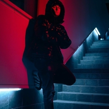 Snowhite – Cold Around