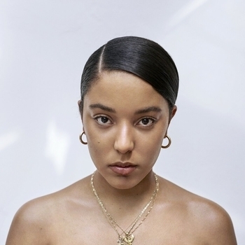 Grace Carter – Silence (Музыка из сериала "Анатомия страсти" / "Grey's Anatomy") (Сезон 14) (Серия 4)