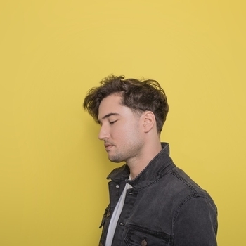 Young Bombs – Loyal (GRYNN Remix)