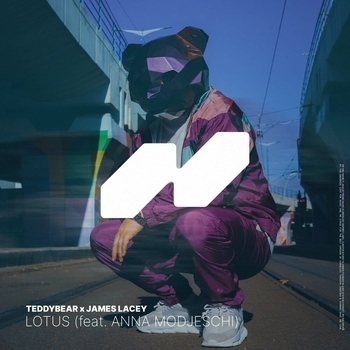 Razz – Sweater Weather