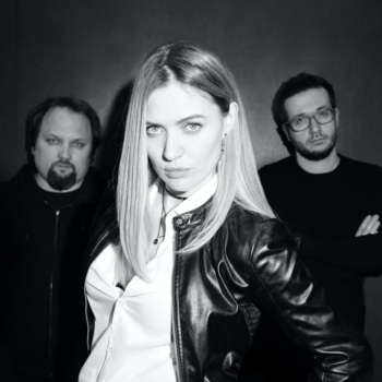 Under Delusion – Lover