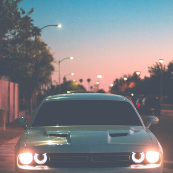 LAKEY INSPIRED – Golden Hour