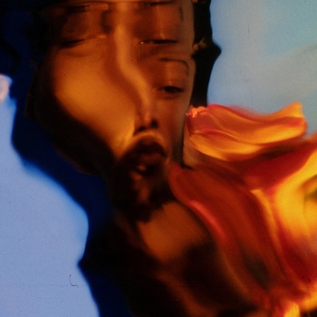 Loyle Carner – Blood On My Nikes