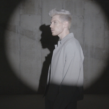 Gregory Dillon – Burning Kisses (2024)