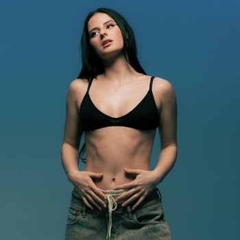 Natalie Jane – Seven