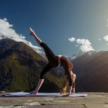 Amrita Ananda – Zen Flow