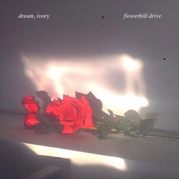 Dream, Ivory – Onset